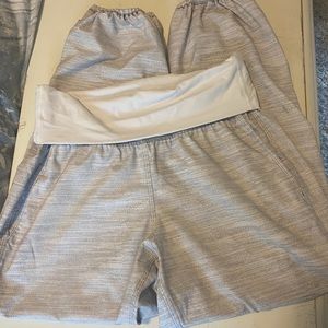 Lululemon crop joggers white, fold over waist band